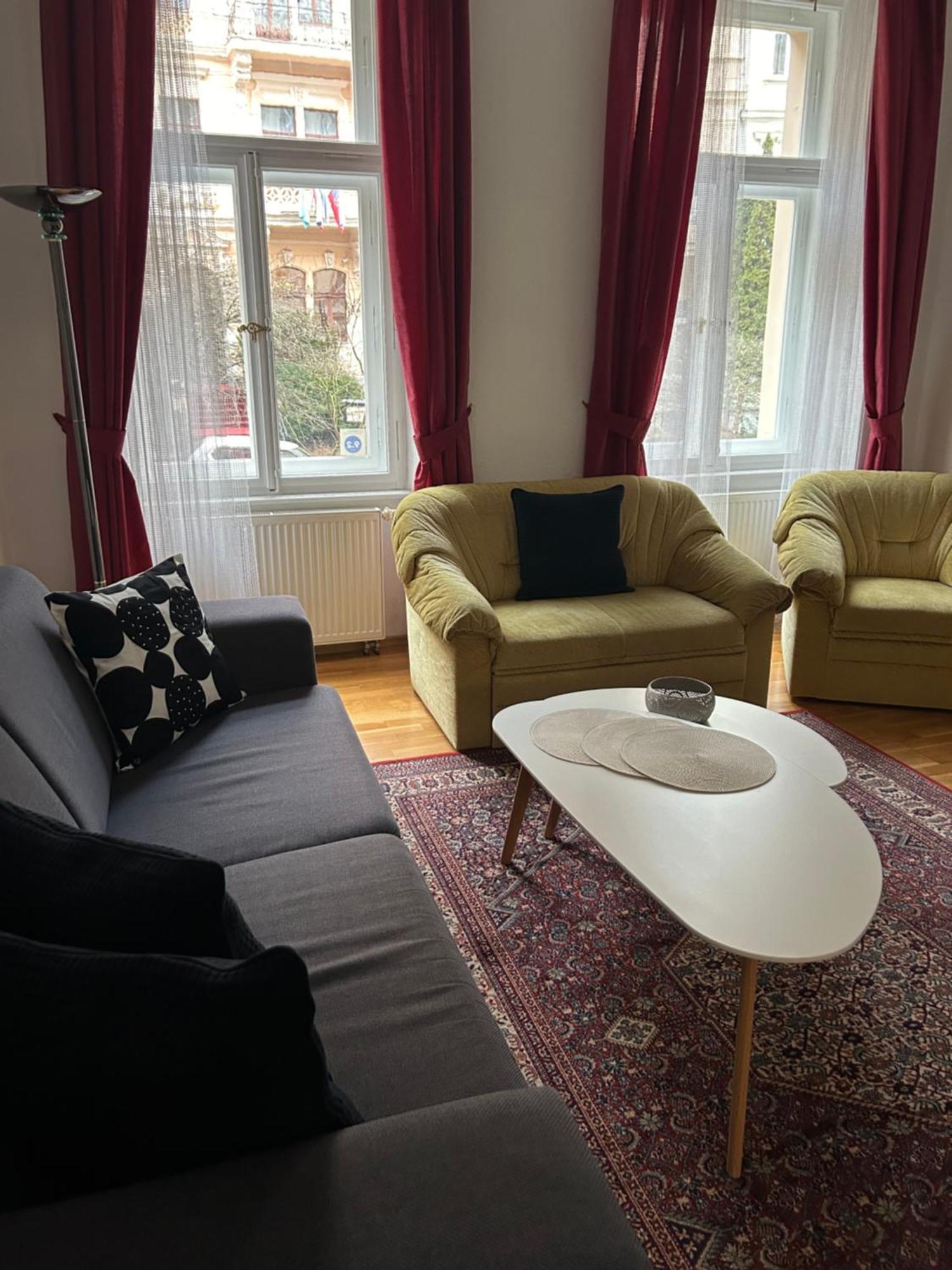 Apartment Sadova Karlovy Vary Luaran gambar