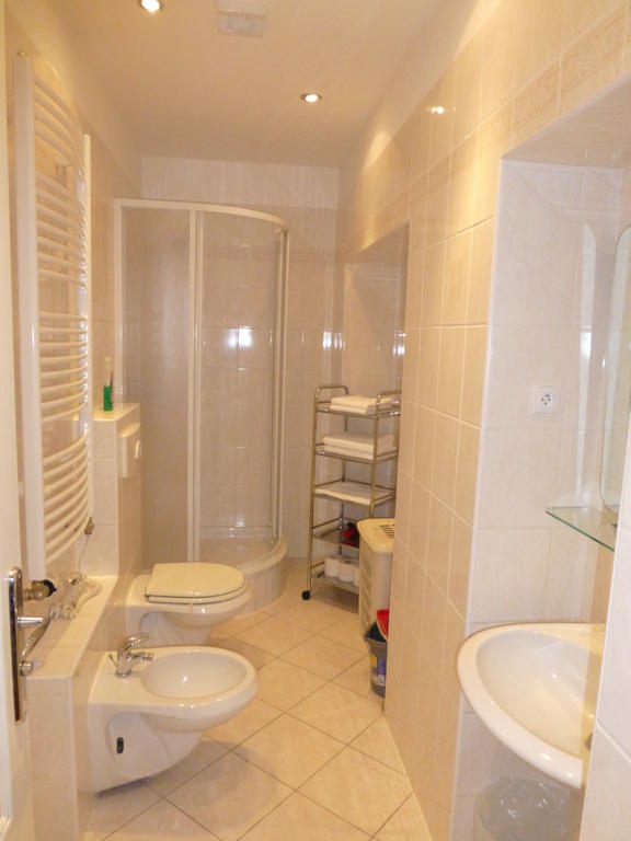 Apartment Sadova Karlovy Vary Luaran gambar