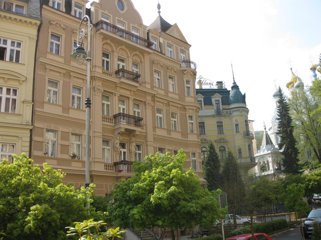 Apartment Sadova Karlovy Vary Luaran gambar